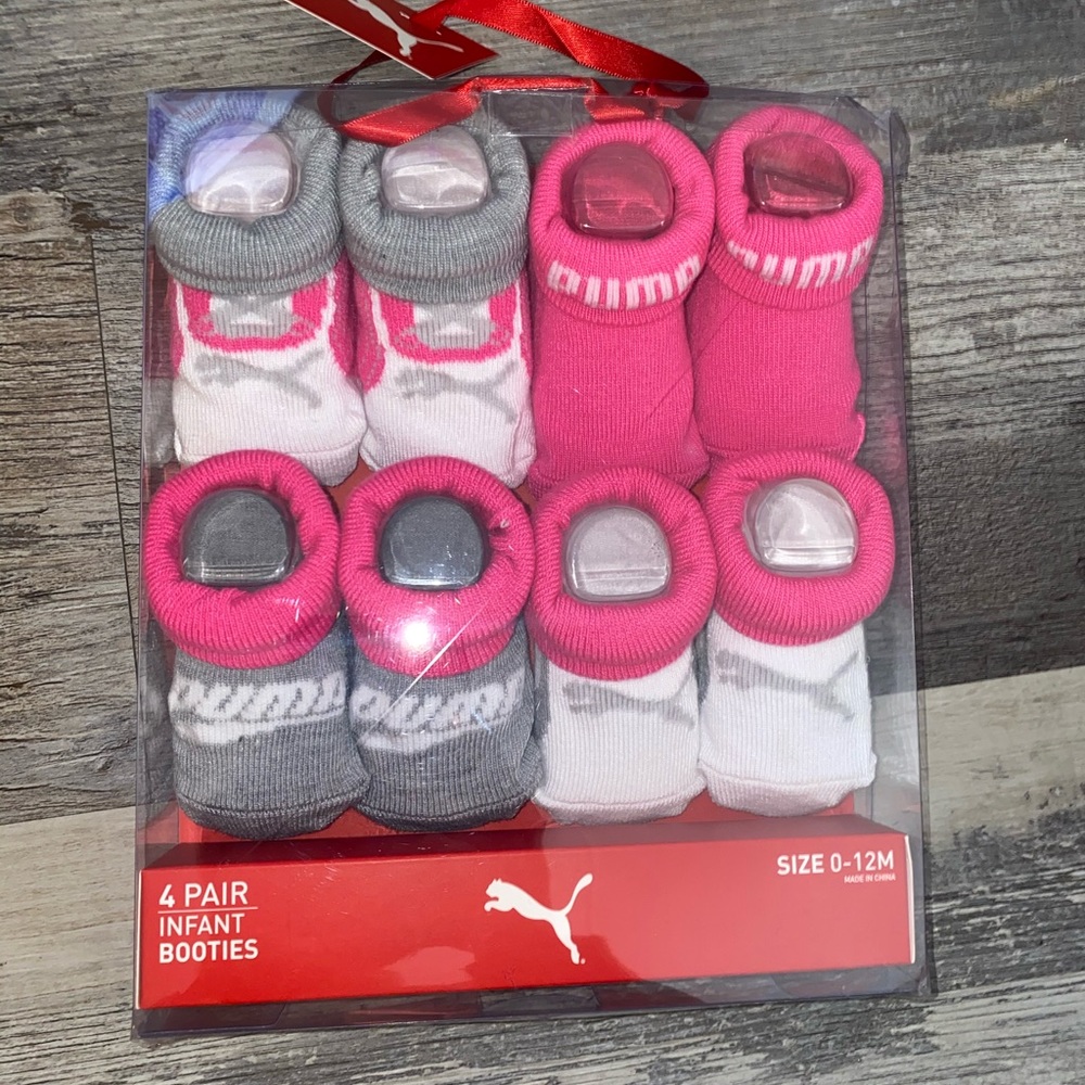 Disney Puma Christmas Gift Box Set - Picture 7 of 14